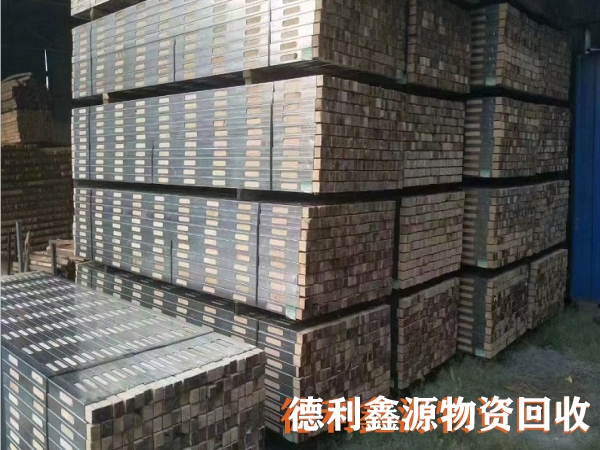 天津木方回收，天津竹膠板回收，天津跳板回收